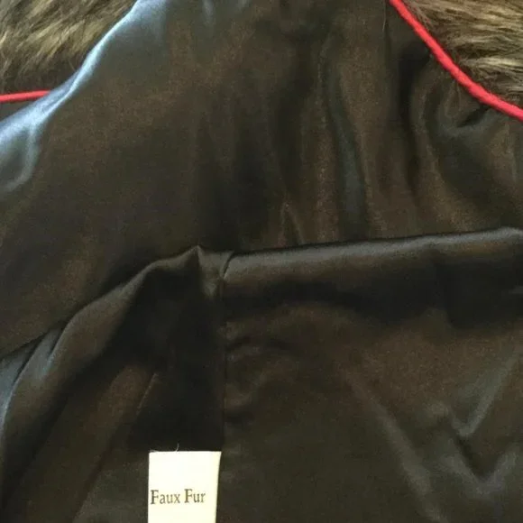 Du Monde Women's Faux Fur Sleeveless Jacket - Picture 8 of 8